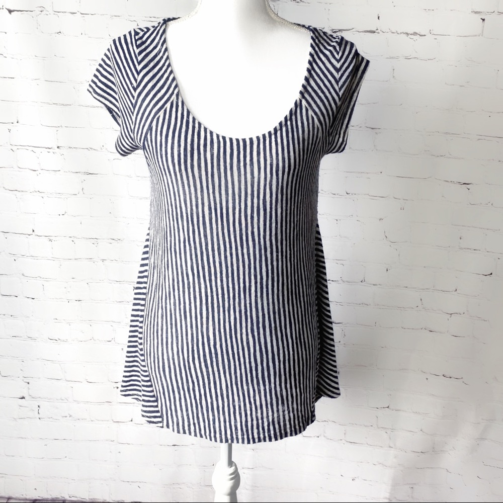 Anthropologie W5 Wendy tunic w/partial zipper back